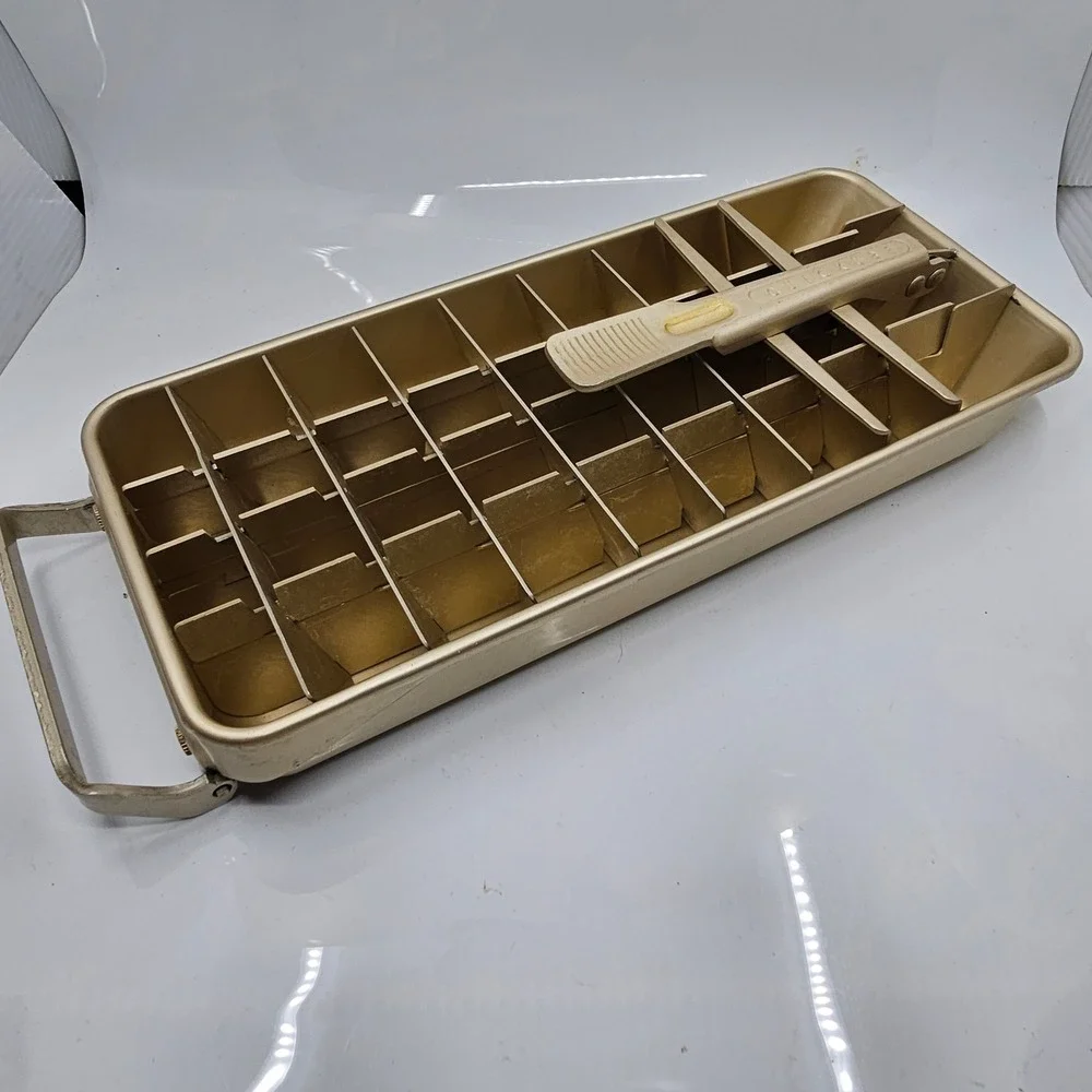 Frigidaire vintage quickube